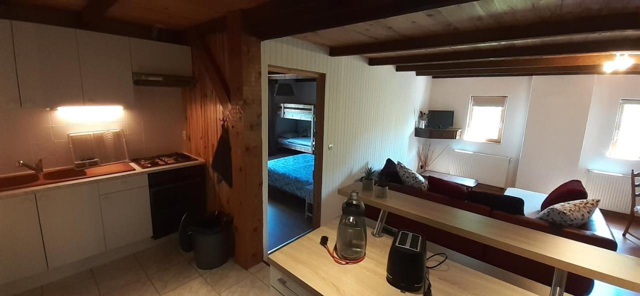 L' Appartement Du Camping Hautoreille Bannes  Exterior foto